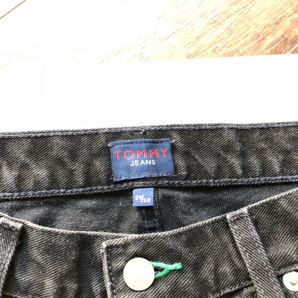 VINTAGE FLAME! Tommy Hilfiger Black Denim Jeans. - Picture 6 of 6